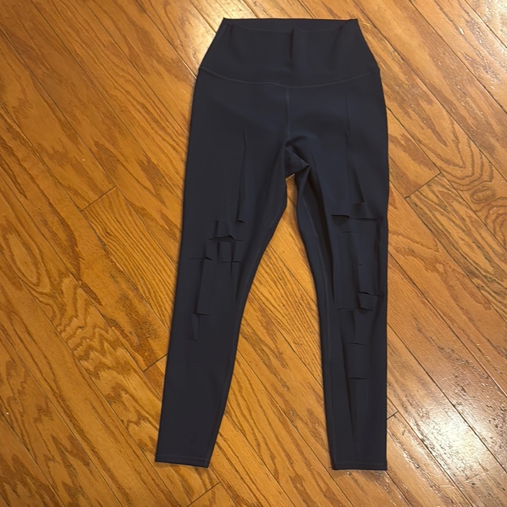 Alo Yoga 7/8 High-Waist Ripped Warrior Legging